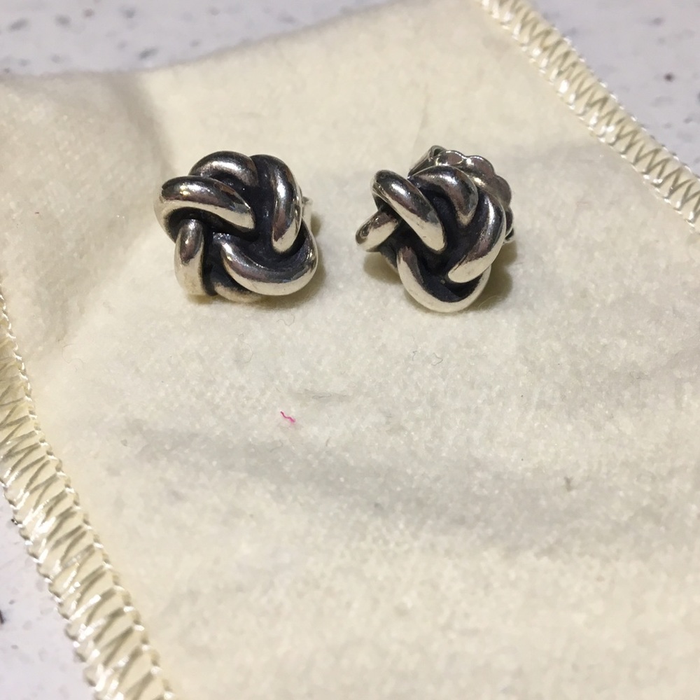 Lovers Knot James Avery Earrings